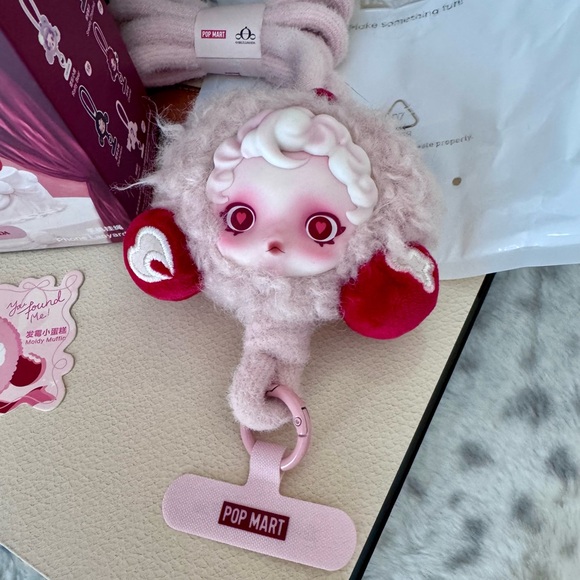 SKULLPANDA You Found Me! Series Phone Lanyard -Moldy Muffin Plush - Picture 4 of 11